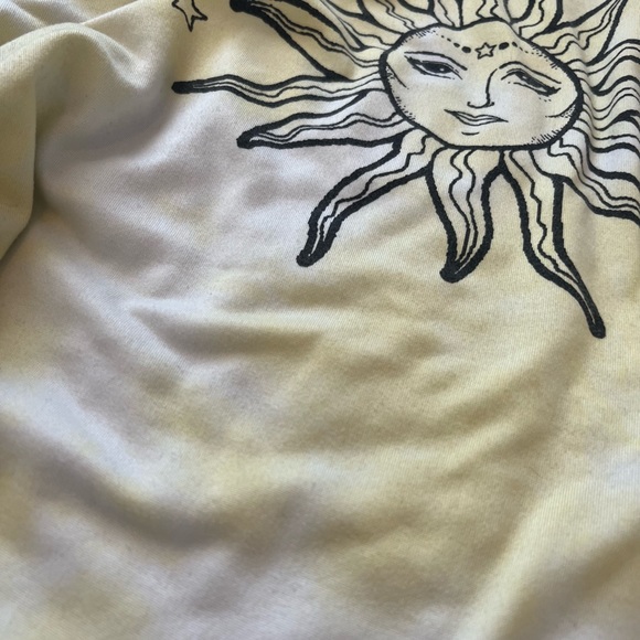 🤍NWOT yellow tie-dye sun drawstring top🤍 - Picture 3 of 3